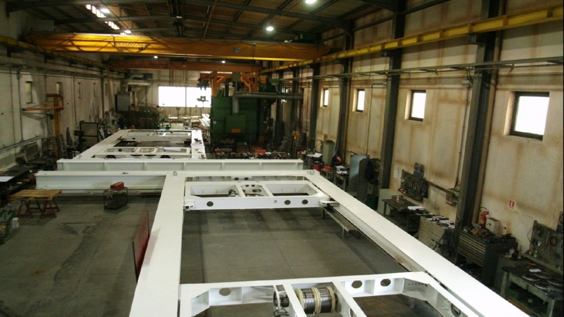 Cargo handling system